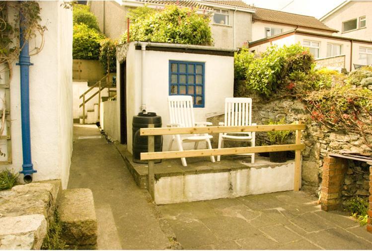 Slieve Donard Cottage Widows Row Cottages Newcastle  Exterior photo